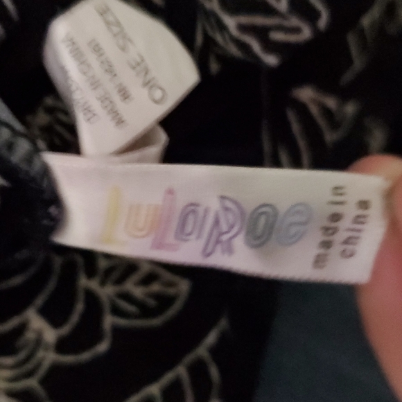 Lularoe os leggings - Picture 5 of 5